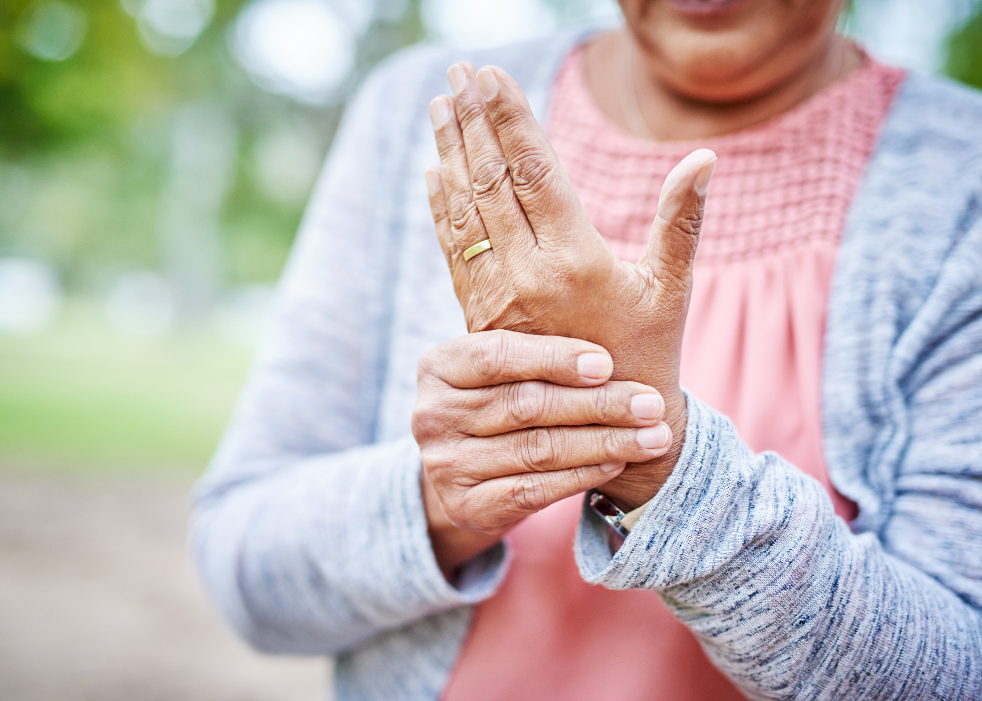 elderly women dealing with osteoarthritis